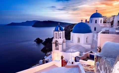 Private Customizable Tour of Santorini's Highlights
