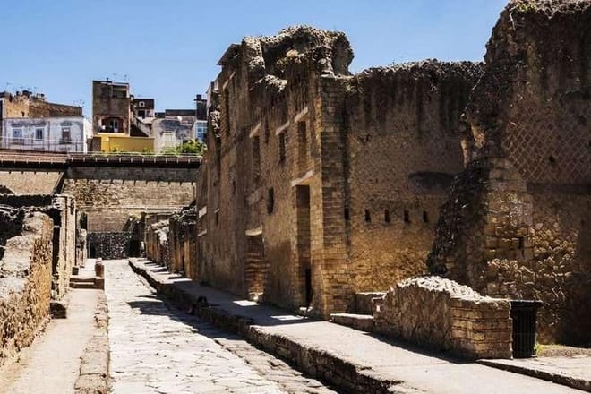 Visit Herculaneum with the Archaeological Guide (2/3 hours)	 photo 6