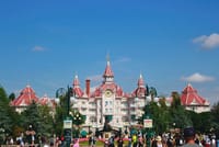 Disneyland Trip with Valle Village Shopping Outlet 10 hours 10