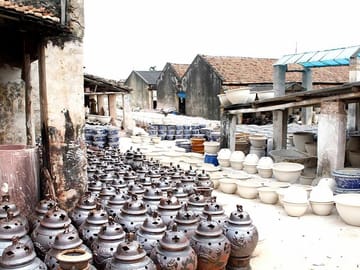 Bat Trang village
