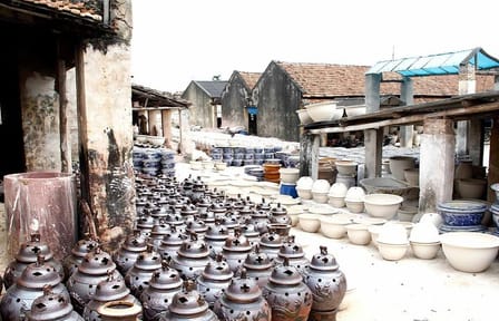 Full Day Tour of Pottery and Silk Villages near Hanoi