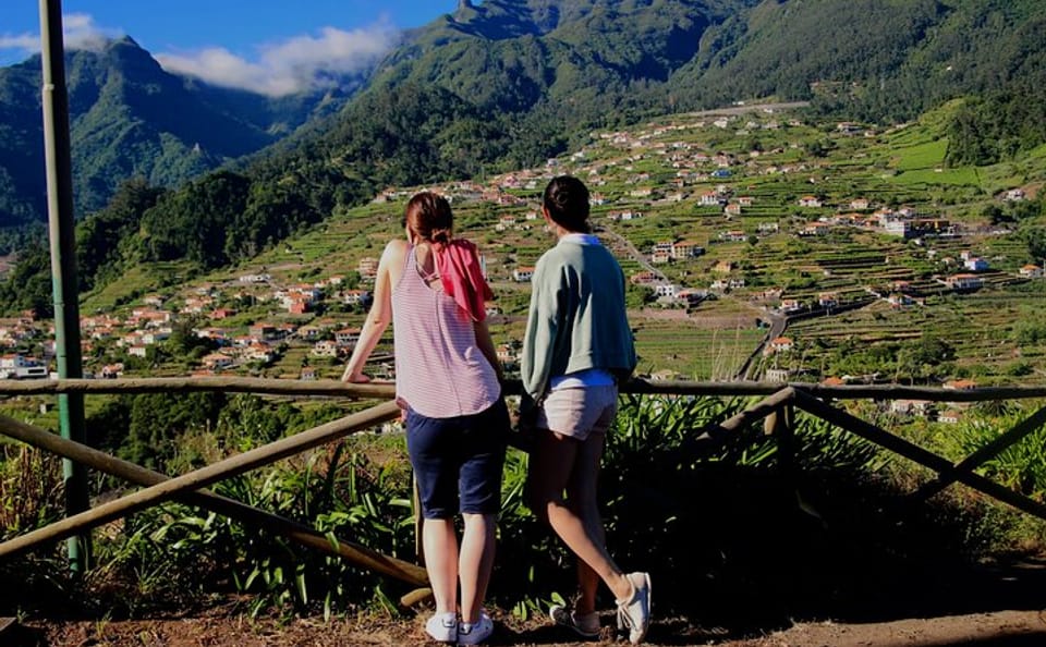 4x4 Wine Tour and Scenic Views in Funchal, Portugal