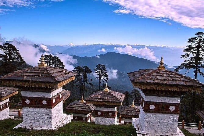 19 Days Mera Peak Climbing & Expedition – One Life-Changing Himalayan Adventure