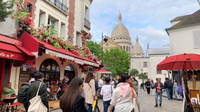 Montmartre Painters’ Hill and Sacré Coeur Basilica Private guided tour