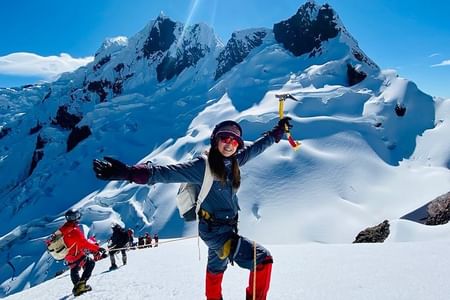 Hua-12 : Conquer Mateo Peak - Full Day High-Altitude Ascent