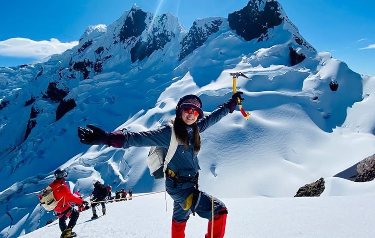 Hua-12 : Conquer Mateo Peak – Full Day High-Altitude Ascent