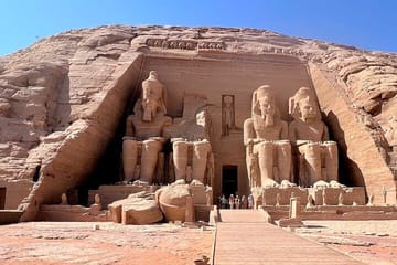 Private Cultural Tour of Abu Simbel and Aswan Highlights