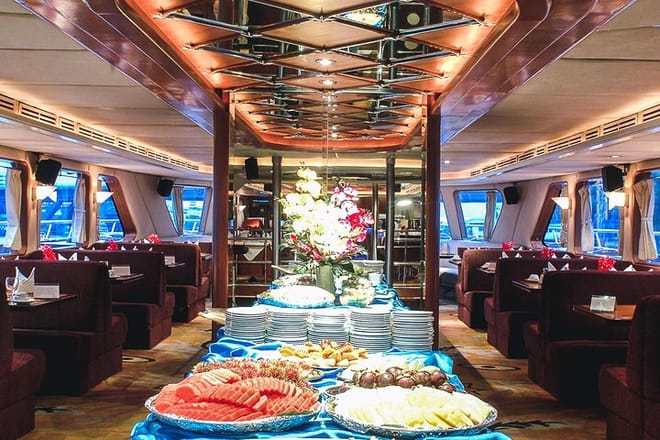 Enjoy a stunning buffet of Thai and international dishes