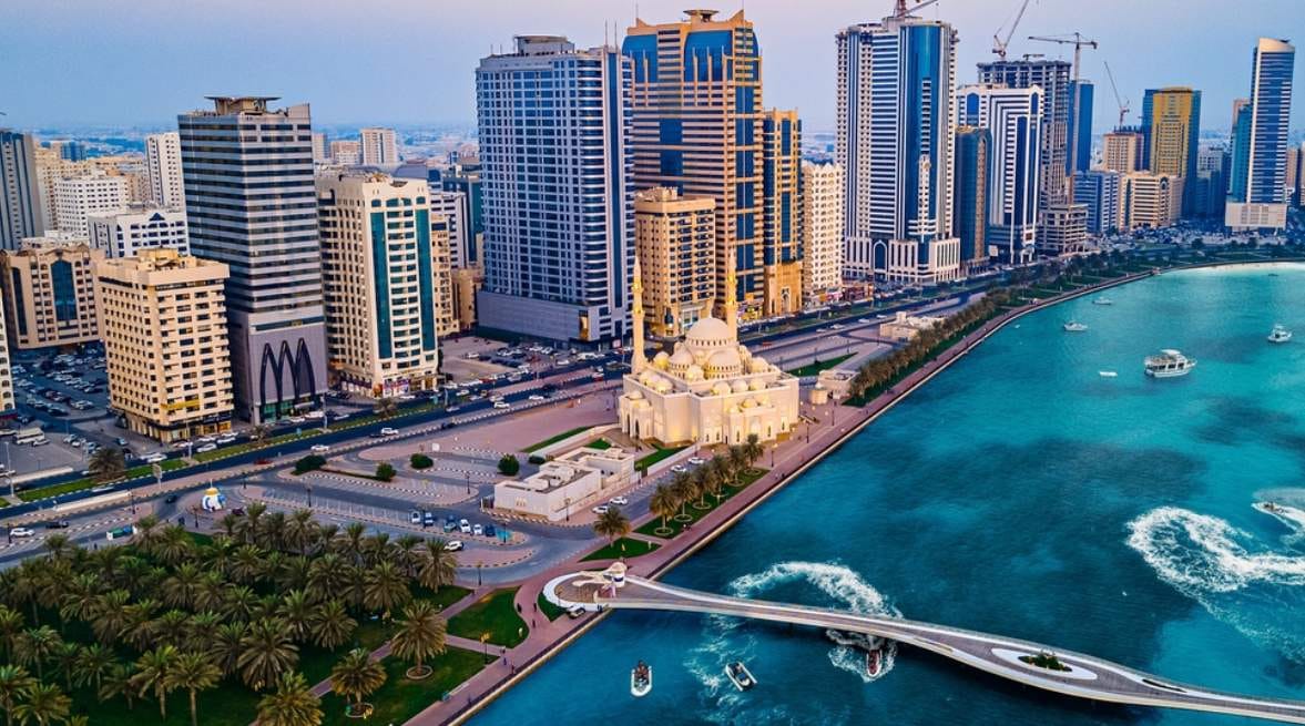 8 nights 9 days Dubai & Fujairah holiday package in 4 star hotel 5