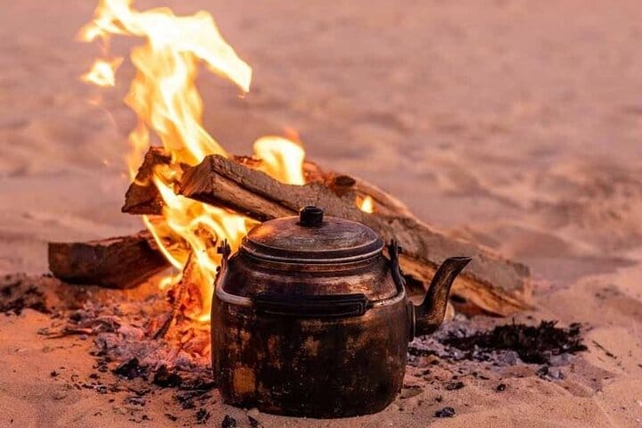 Warm, Bedouin tea