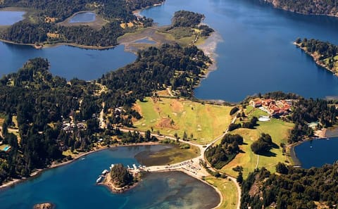 4-Day Nature and City Tour of Bariloche from Buenos Aires