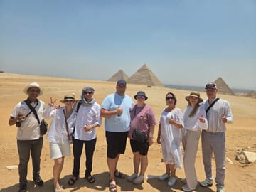 El Cairo Imperial desde Hurghada – Pirámides de Guiza, Esfinge y Crucero por el Nilo