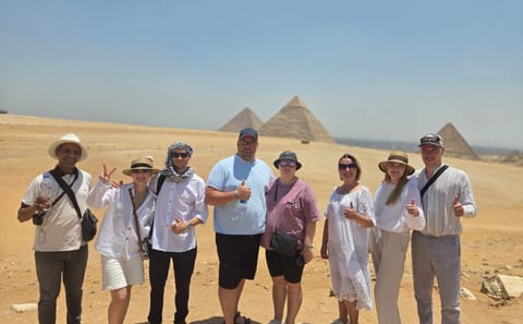 El Cairo Imperial desde Hurghada – Pirámides de Guiza, Esfinge y Crucero por el Nilo