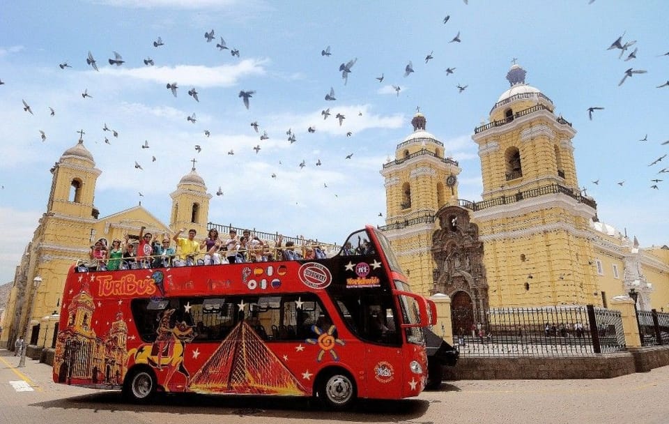 Lima City Tour: 360° Panoramic Bus Exploration