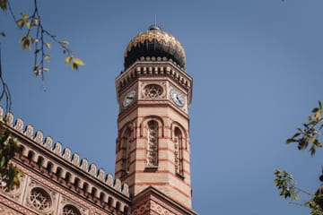 Budapest City Break: 4-Day Cultural Tour and Accommodation