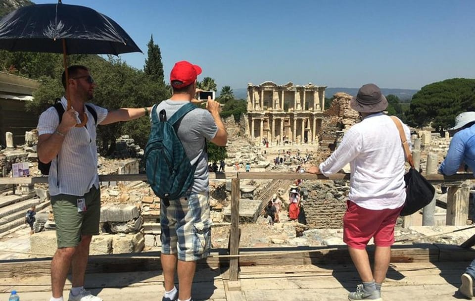 Ephesus with Terrace Houses Private Day Tour from Kusadasi