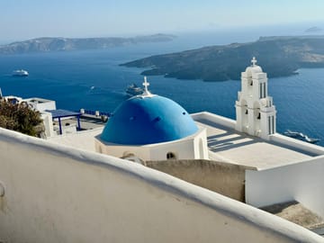 Private 5-Hour Tour of Santorini's Highlights with Local Guide