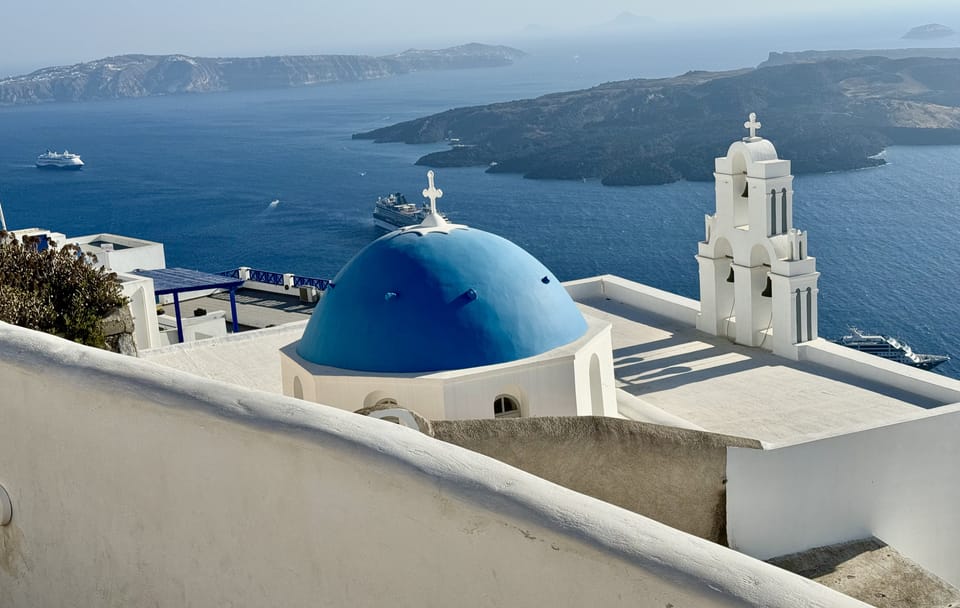 Private 5-Hour Tour of Santorini's Highlights with Local Guide
