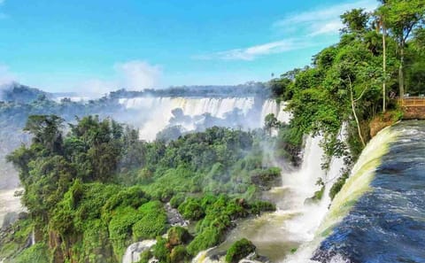 3-Day Iguazu Falls Tour from Buenos Aires with Hotel Stay