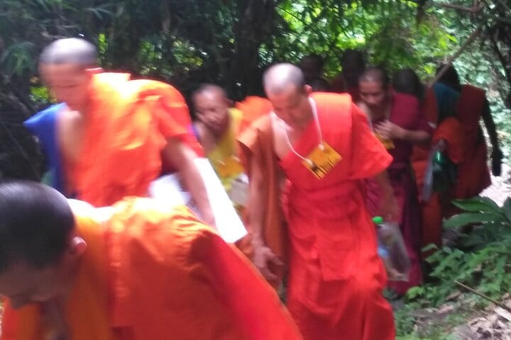 3-Hour Hike round trip Monk Trail to Wat Doi Suthep from Chiang Mai 7