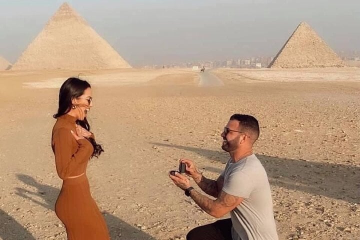 The Great Pyramids_Emo Tours Sweden Customer
