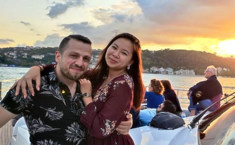 Bosphorus Sunset Cruise on a Deluxe Yacht in Istanbul