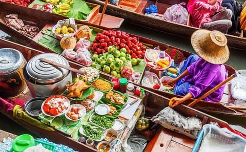 Bangkok – Damnoen Saduak and Train Market Private Tour