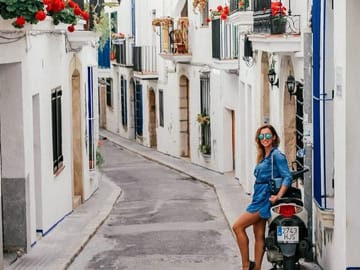 Sitges. Private Tour Beautiful Escape Barcelona
