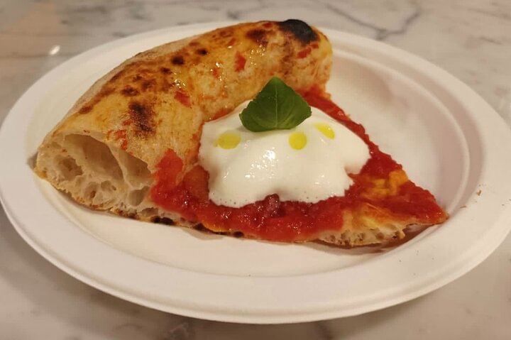 Crunchy Pizza, Wine Tasting and Chocolate Tiramisù