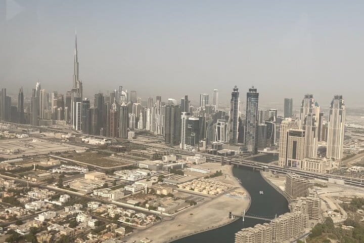 Dubai Helicopter Tour: Experience Dubai’s Iconic Landmarks 6