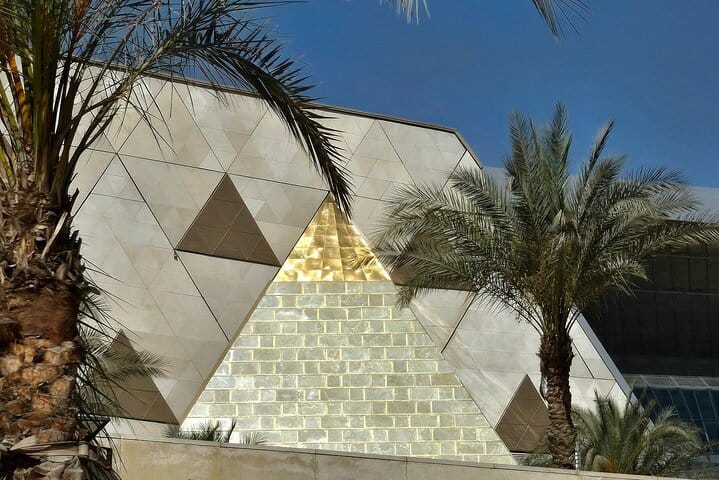 Cairo & Giza VIP Tour: Pyramids, Sphinx, Camel Ride & Felucca