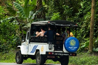 Jeep Tour to waterfalls and stills BY PARATY TOURS 