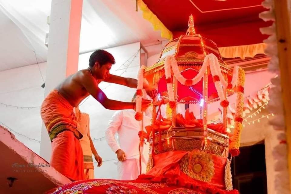 Ceylon Happy Holidays