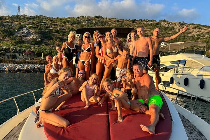 All-Inclusive Private Luxury Yacht Tour in Alanya.