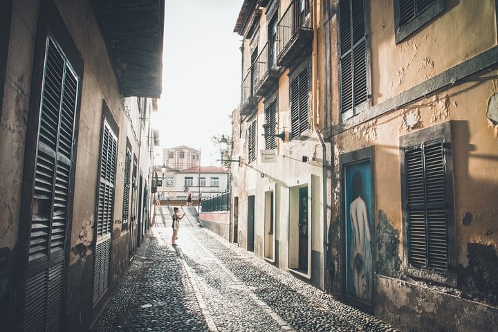 Funchal Private Walking Tour with a Professional Guide 7
