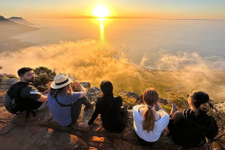 Explore More Cape Town: Lion's Head Sunrise/Sunset Hike