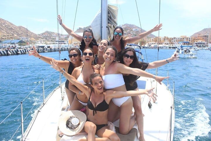 Cabo Private Sail & Snorkel Tour Arch & Open Bar 10