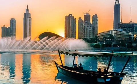 Private Dubai Layover Tour with Abra Ride and City Highlights
