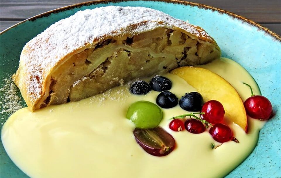 Vienna Food Tasting Tour in Hidden Gems for Small Groups