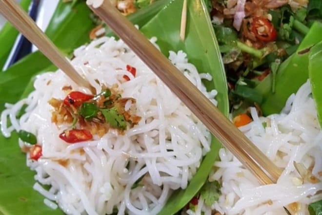 Chiang Mai Night Street Food Experience – Private Tour photo 3