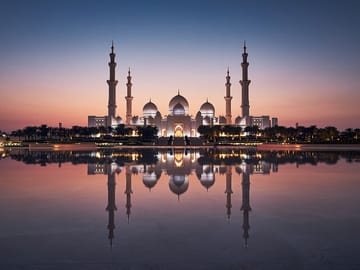 Professional Photo Shoot Experience in Abu Dhabi