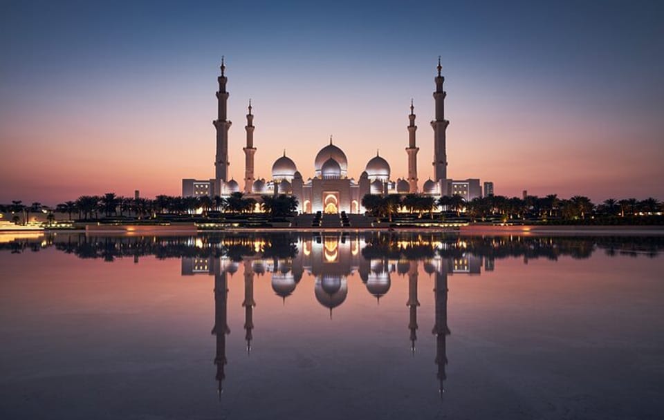 Professional Photo Shoot Experience in Abu Dhabi