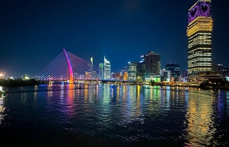 Ho Chi Minh City Night Tour by Double-Decker Bus and Cruise