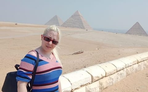 Private Tour of Great Pyramids, Sphinx & Egyptian Museum in Cairo