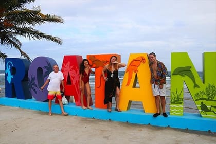 Roatan Highlight Excursion plus Beach at Sol & Mar Private Club