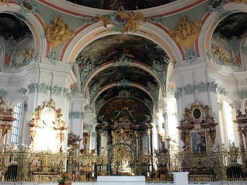 Timeless St. Gallen: UNESCO Abbey District & Old Town Highlights