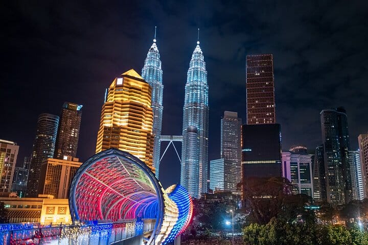 Saloma Bridge