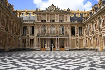 Private Guided Tour of Versailles and Marie-Antoinette’s Hamlet