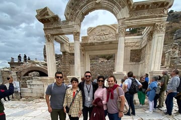 Private Guided Ephesus Tour with Cruise port Transfers