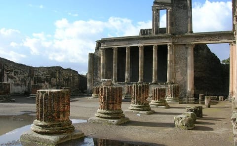 Pompeii Half-Day Guided Tour from Naples with Transport